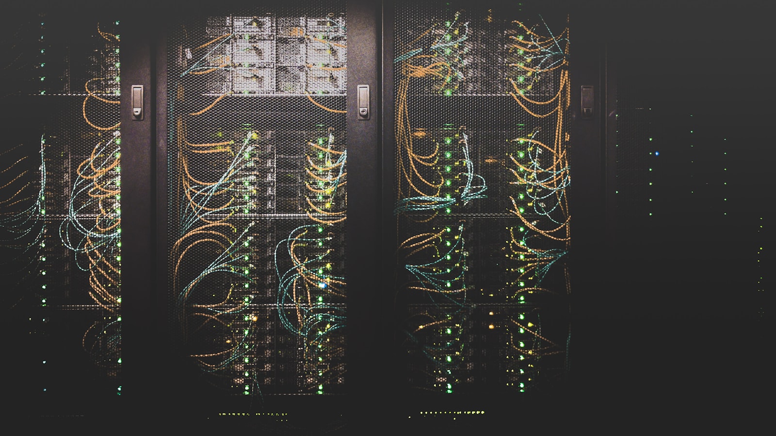 Web Hosting Server